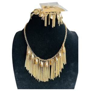 Paparazzi Bragging Rights Necklace Gold-Tone & Brag Swag Bracelet Gold-Tone
